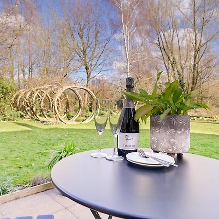 The Hideaway @ Flagham Cottage. Malmesbury Exterior photo