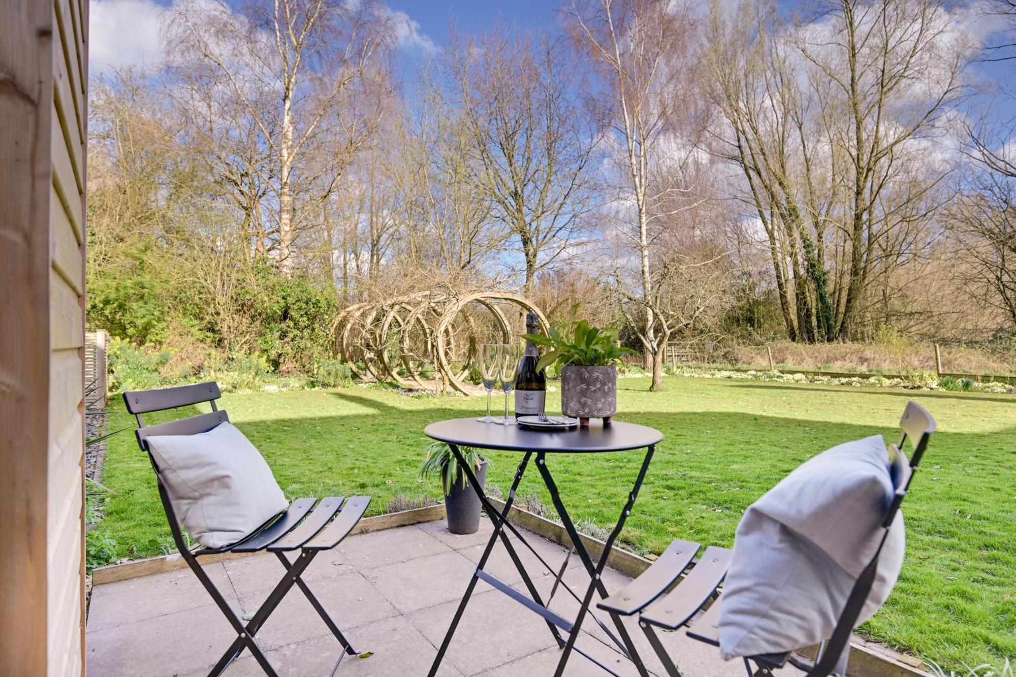The Hideaway @ Flagham Cottage. Malmesbury Exterior photo